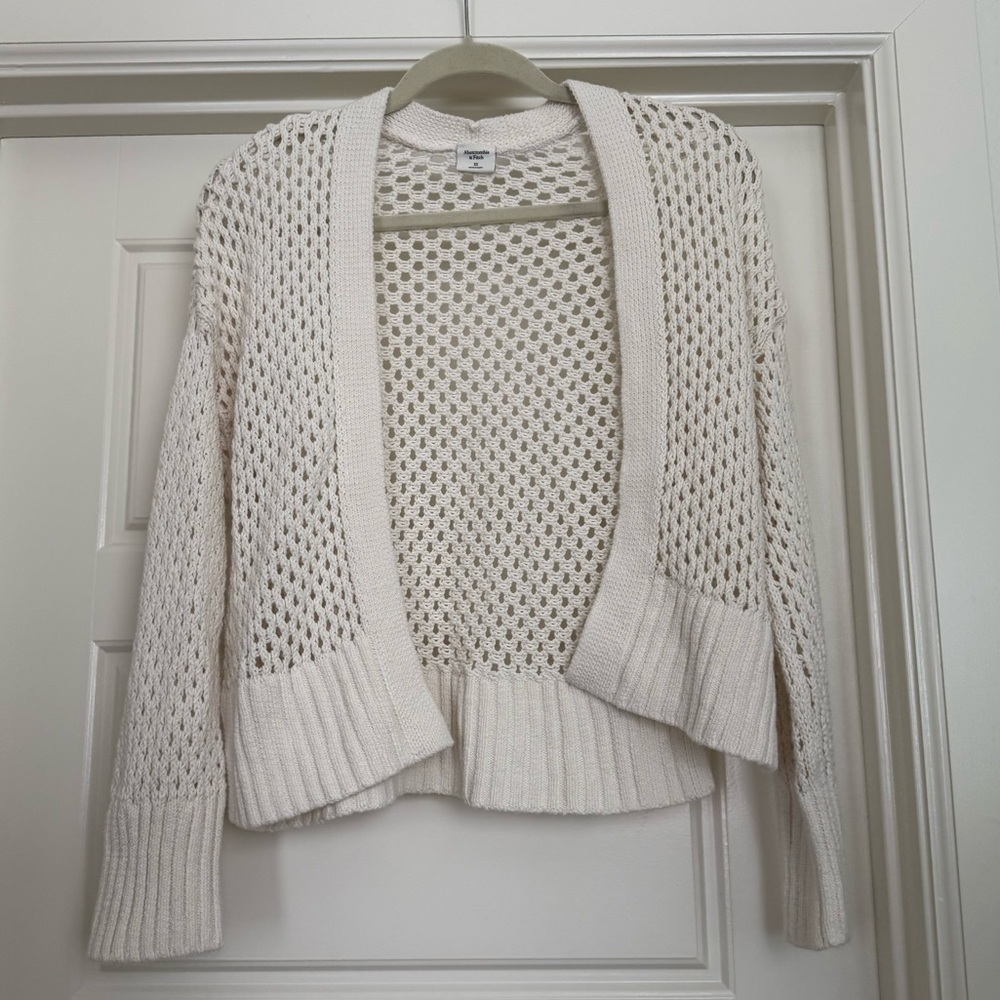 Abercrombie & Fitch Open-Knit Cream Cropped Cardigan